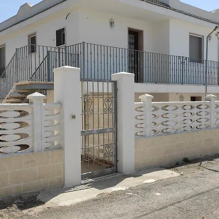 Casa Vacanza Lo Smeraldo San Pietro in Bevagna Bagian luar foto
